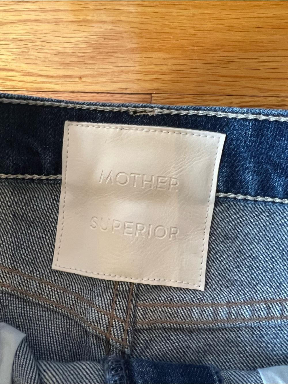 MOTHER The Bookie Sneak Jeans - Picture 4 of 8